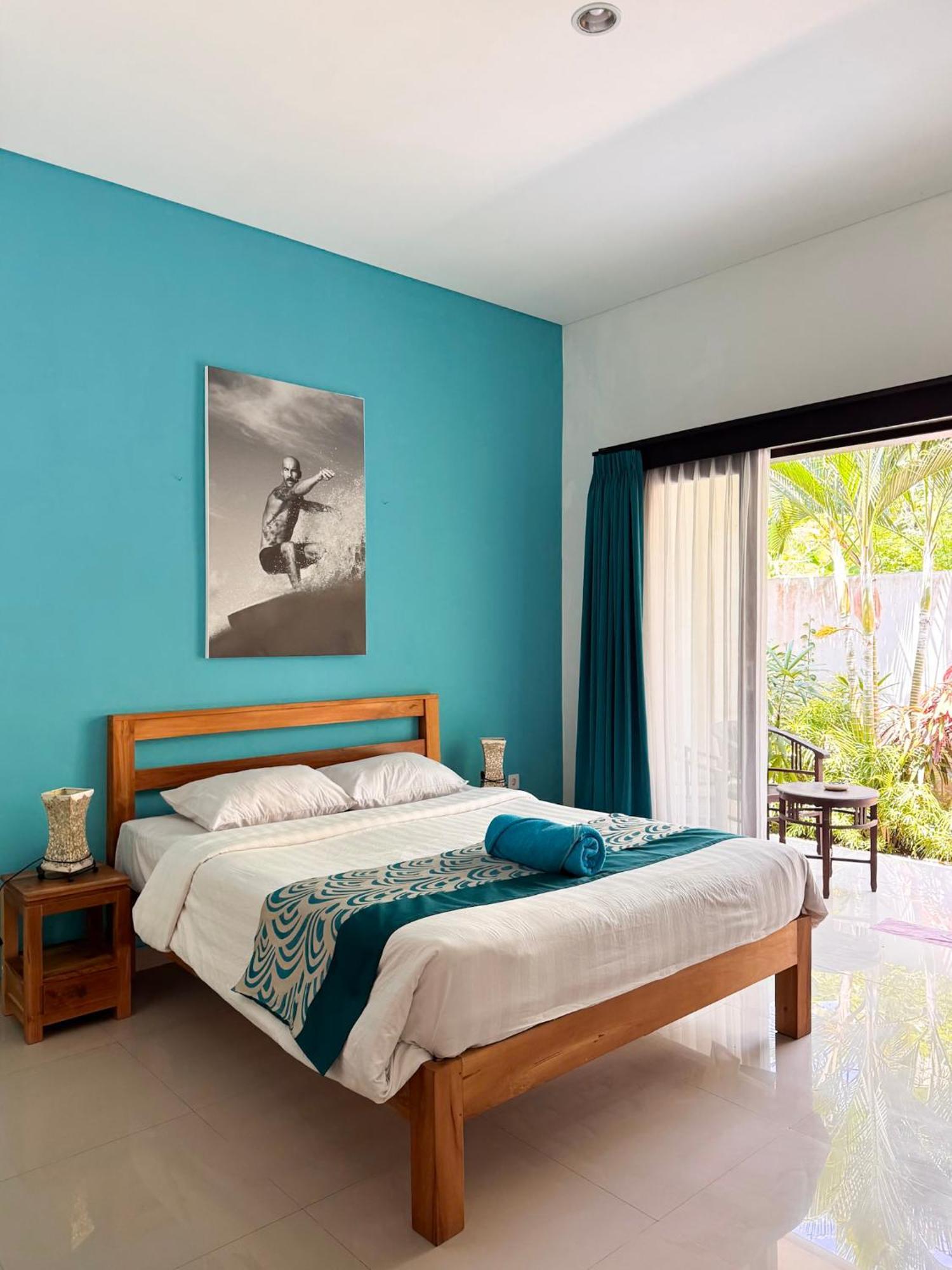 Urban Jungle Beach House Canggu Екстериор снимка