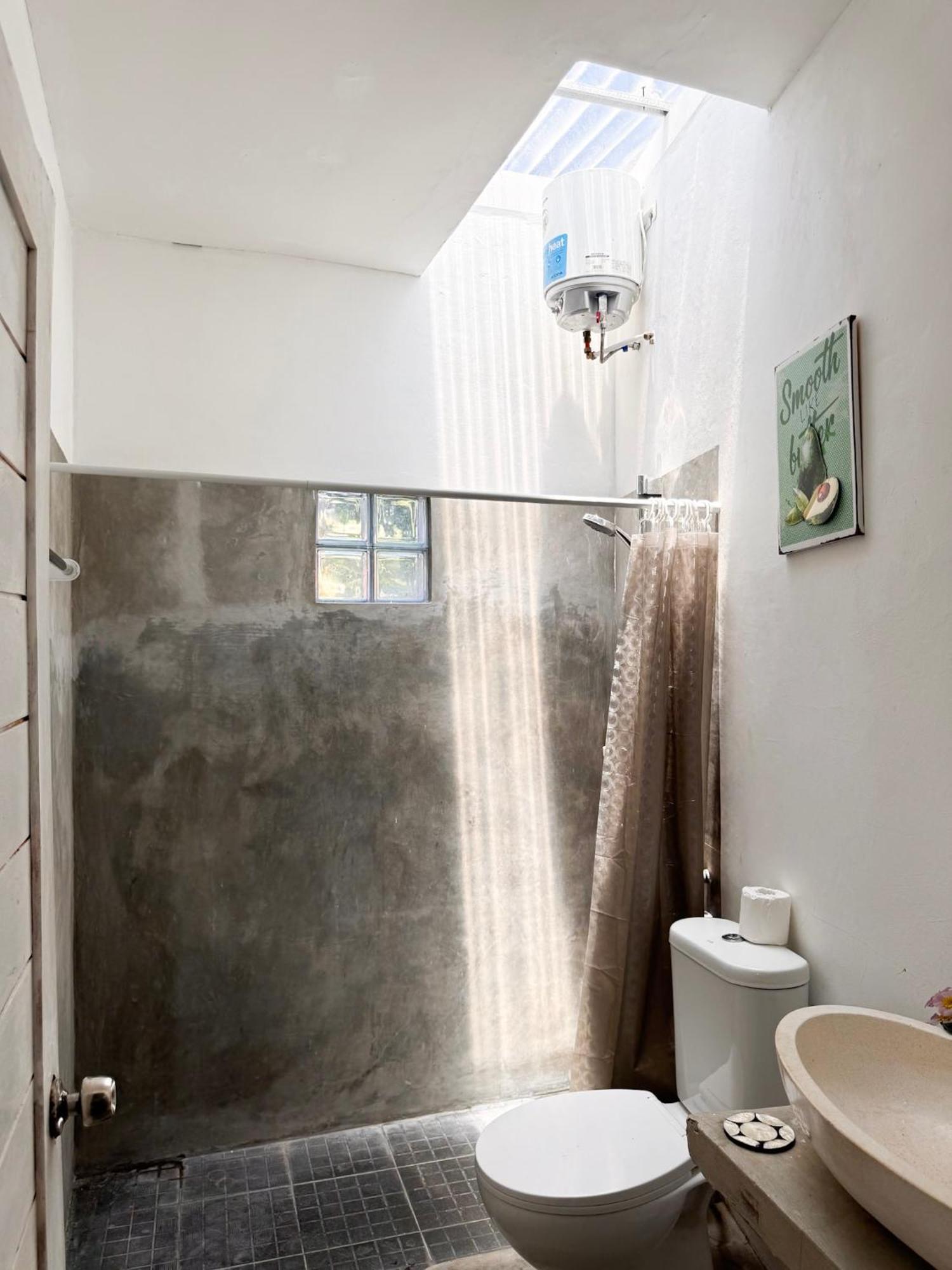 Urban Jungle Beach House Canggu Екстериор снимка